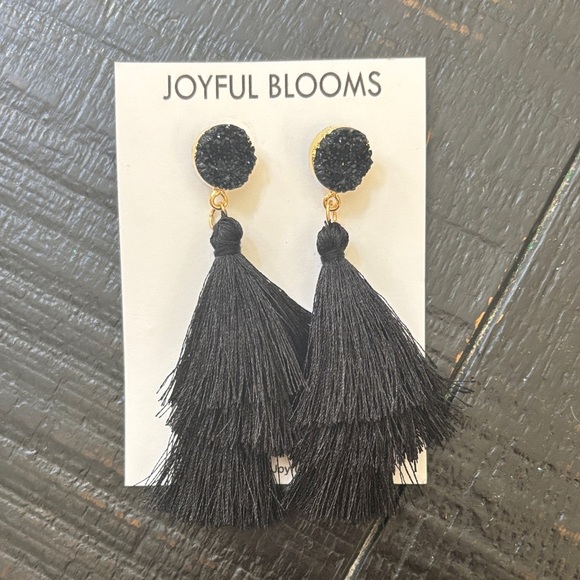 🎈4 LISTINGS FOR $20!! Black Tassel Drop Earrings with Faux Crystal Stones Studs - Picture 1 of 4